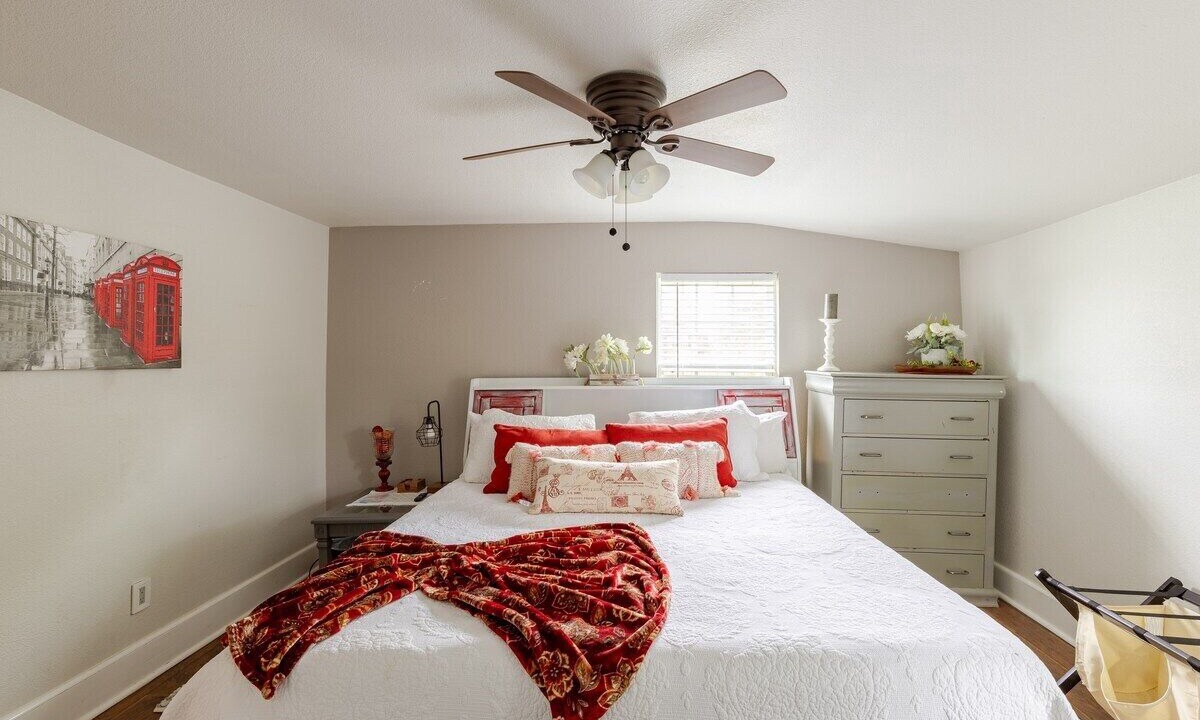Photo of Bedroom in Waxahachie