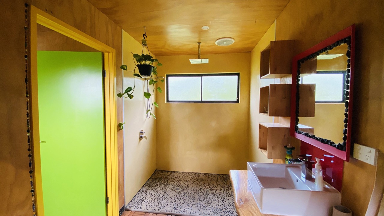 Photo of Bathroom in Hunchy