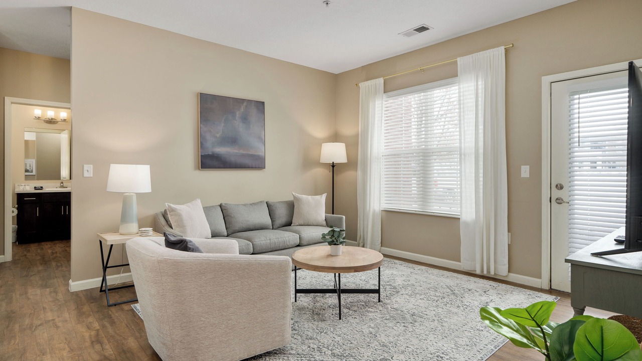Photo of Livingroom in Tuttle West