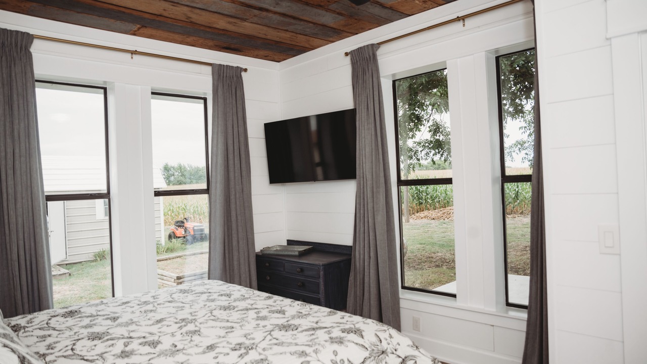 Photo of Outdoor in Manor