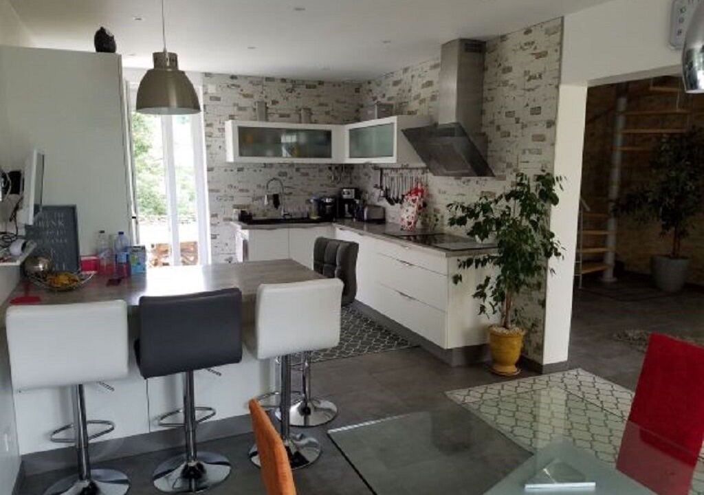Photo of Kitchen in Verdun-en-Lauragais
