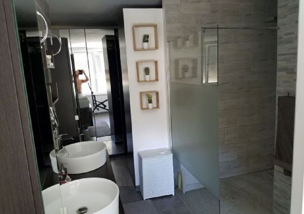 Photo of Bathroom in Verdun-en-Lauragais