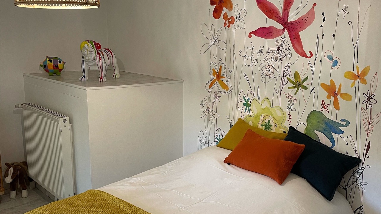 Photo of Bedroom in Carly