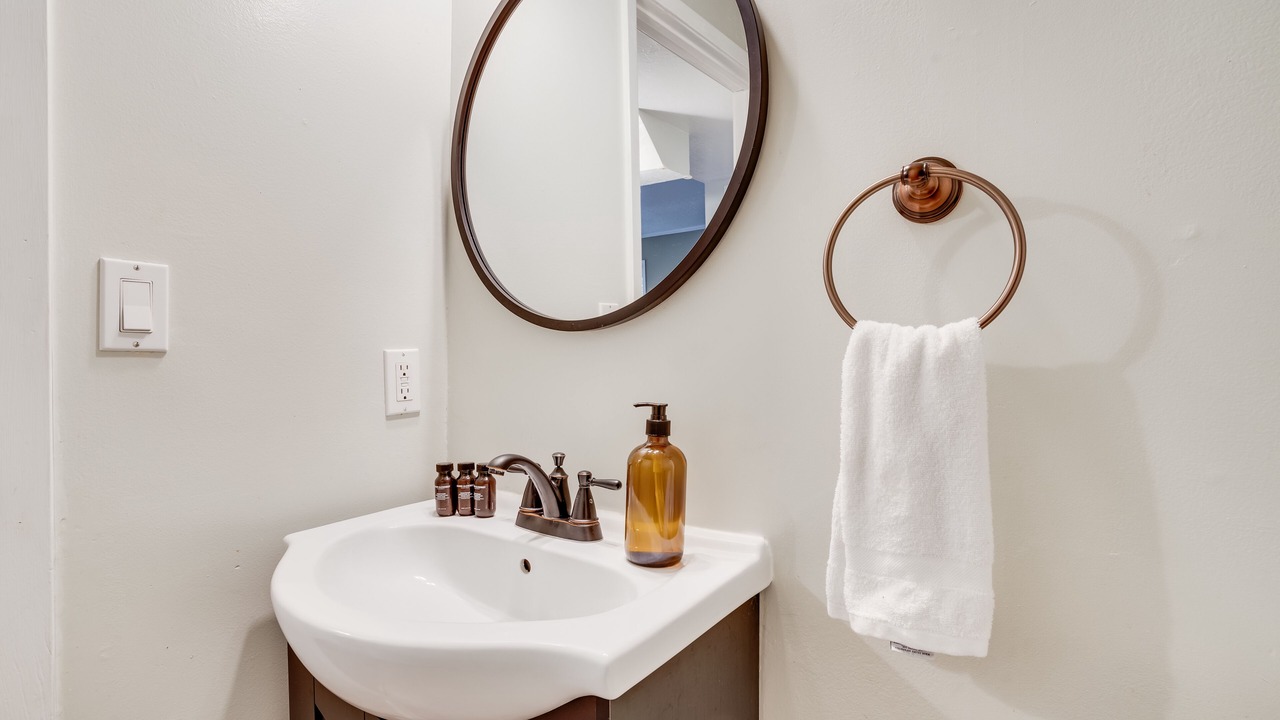 Photo of Bathroom in Tahoma