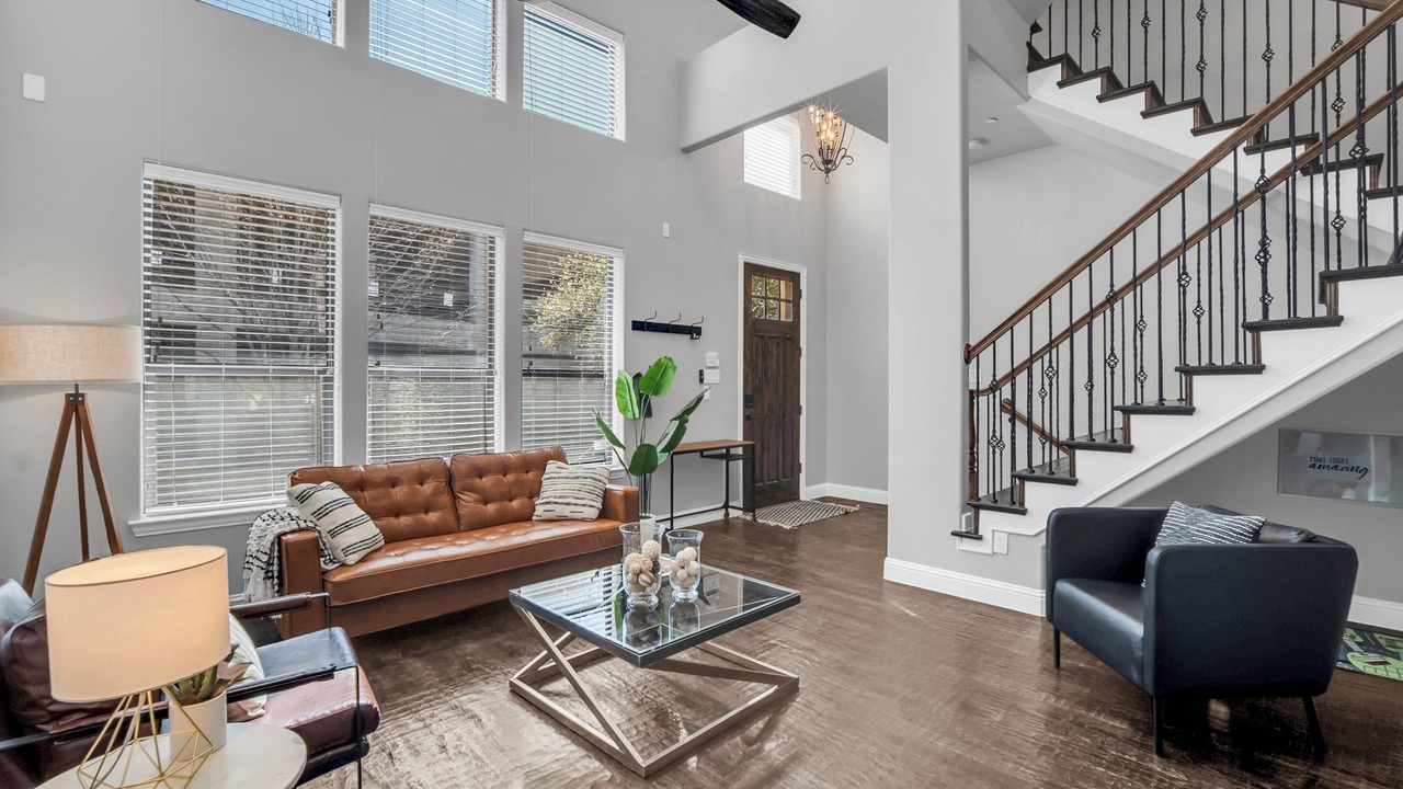Photo of Livingroom in Legacy Park