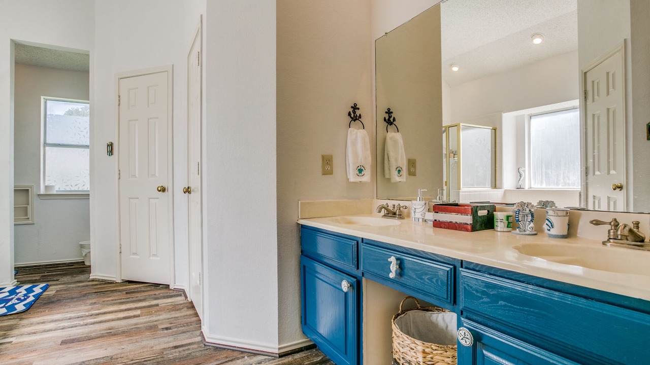 Photo of Bathroom in Allen