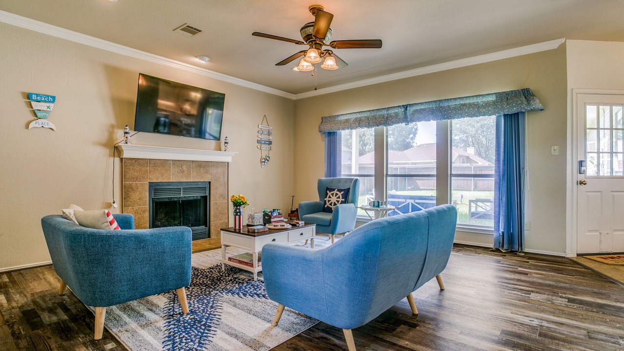 Photo of Livingroom in Allen