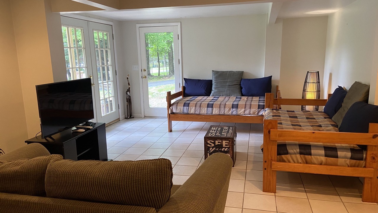 Photo of Livingroom in Eagle River
