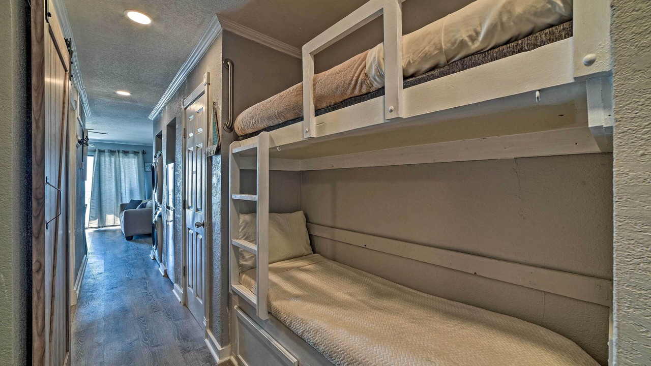 Photo of Bedroom in North Beach