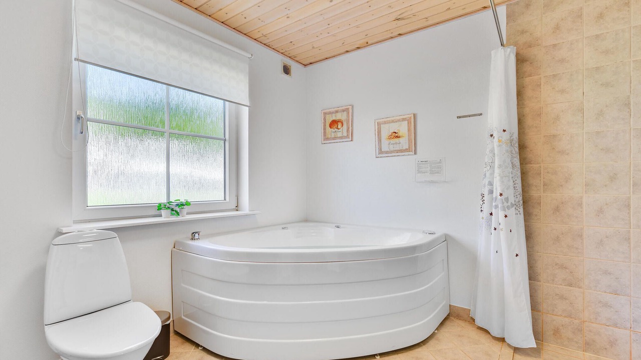 Photo of Bathroom in Grasten