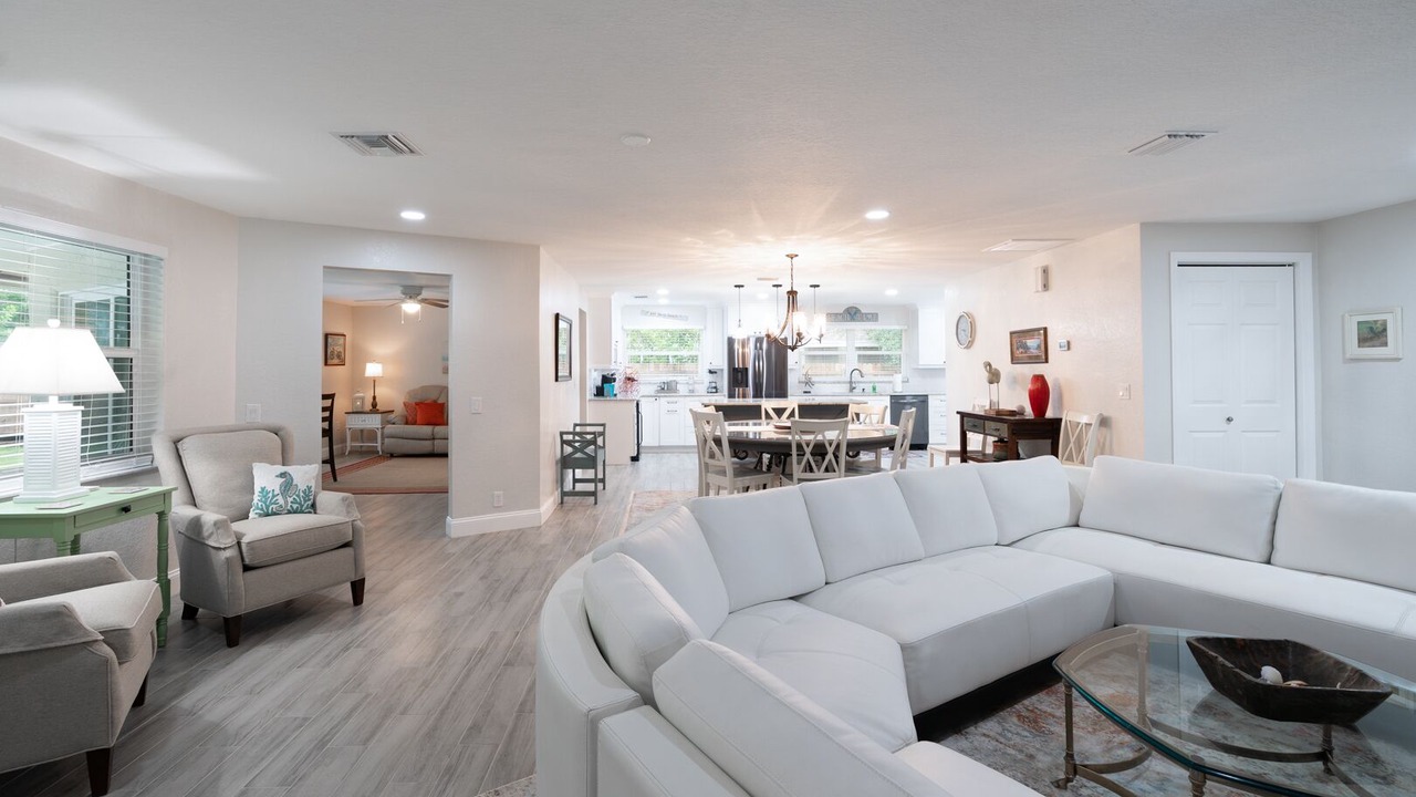 Photo of Livingroom in Tarpon Springs