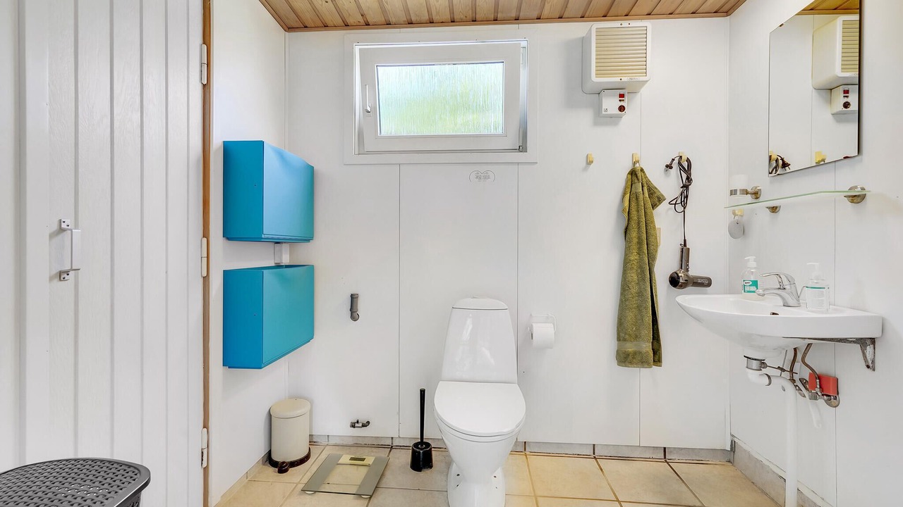 Photo of Bathroom in Hou