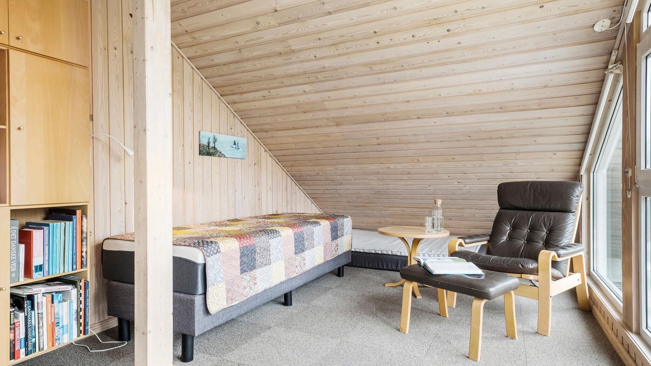 Photo of Bedroom in Hou