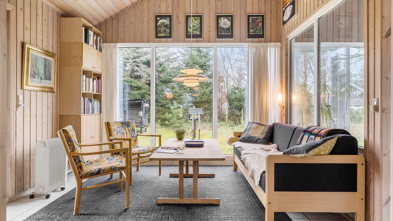 Photo of Bedroom in Hou