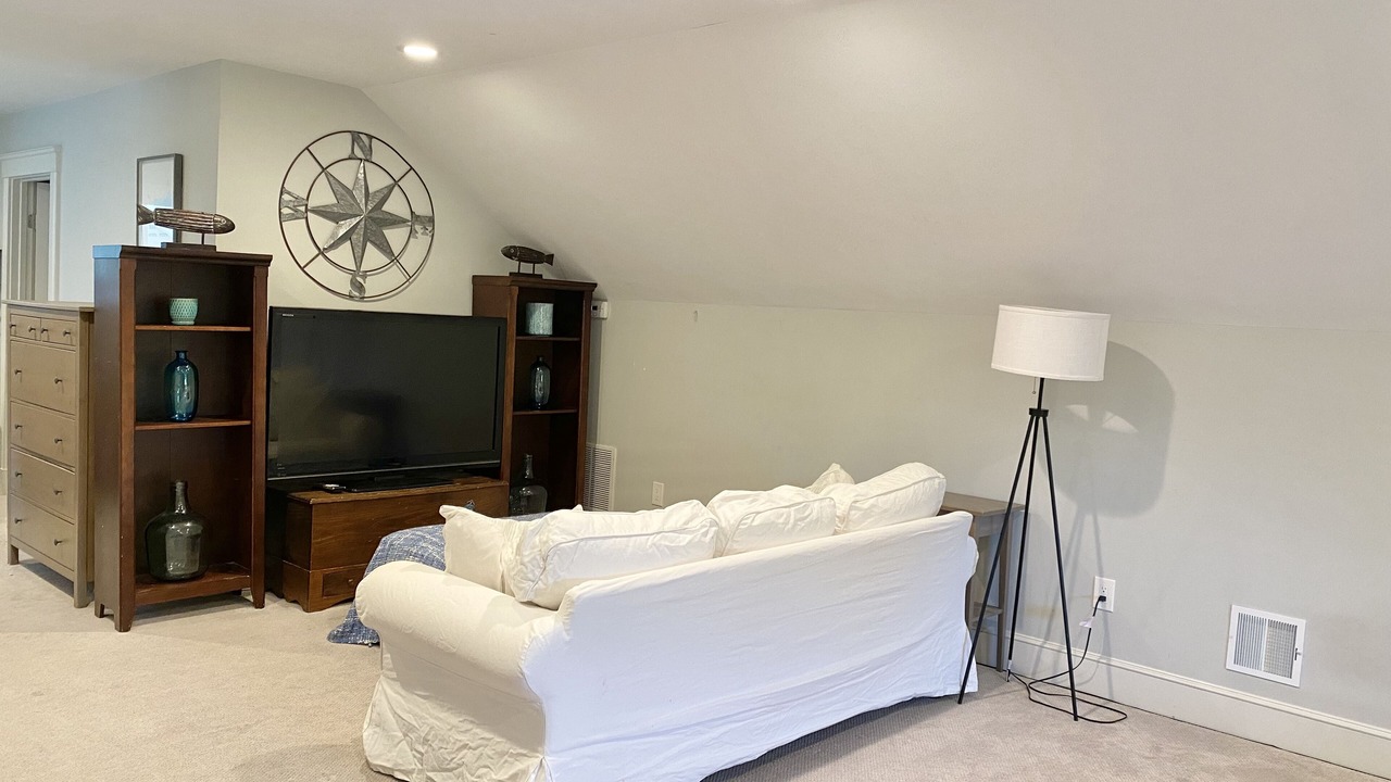 Photo of Livingroom in Marblehead