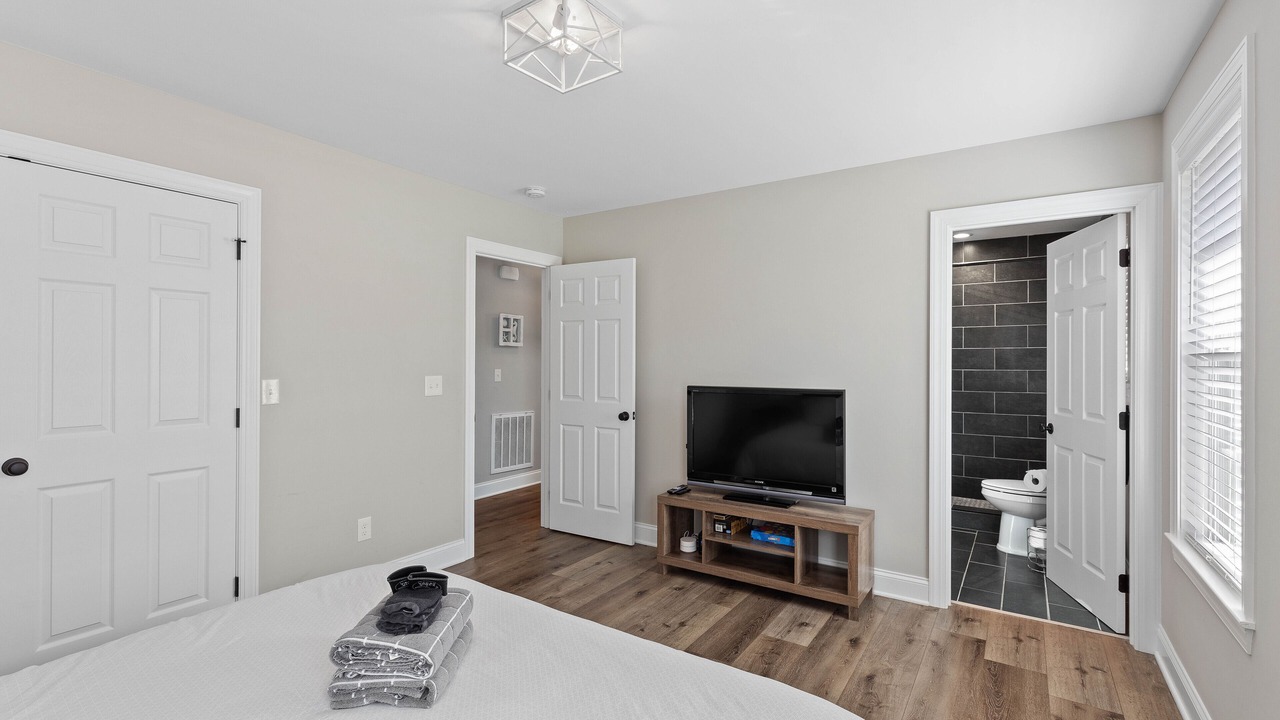 Photo of Bedroom in Southmont