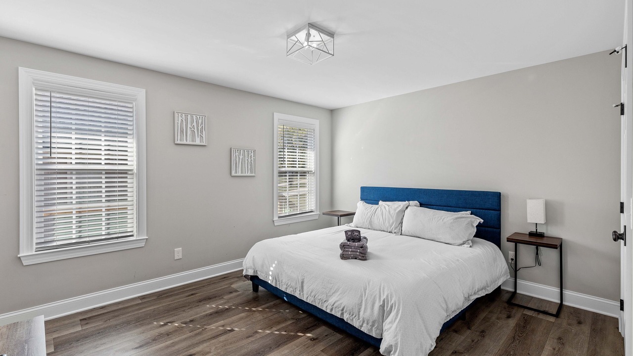Photo of Bedroom in Southmont