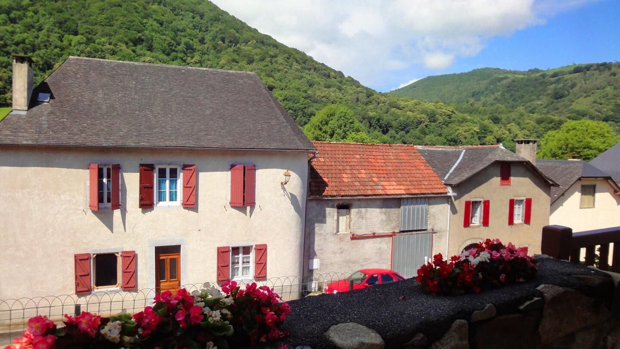 Photo of Outdoor in Escot