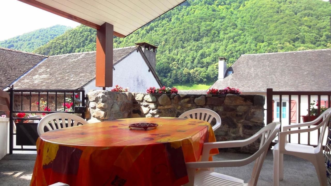 Photo of Outdoor in Escot