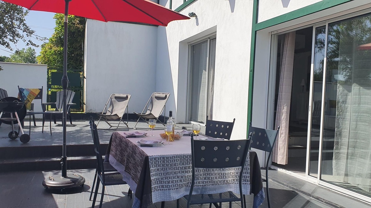 Photo of Outdoor in Came