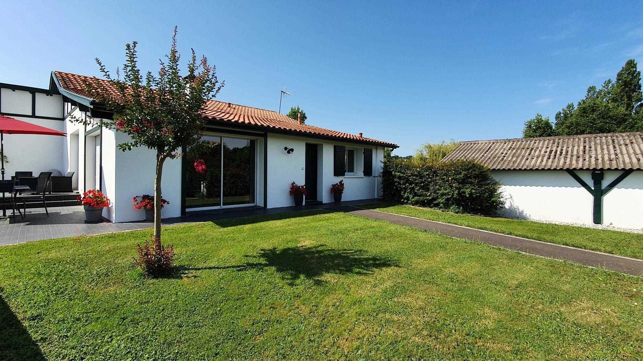 Photo of Outdoor in Came