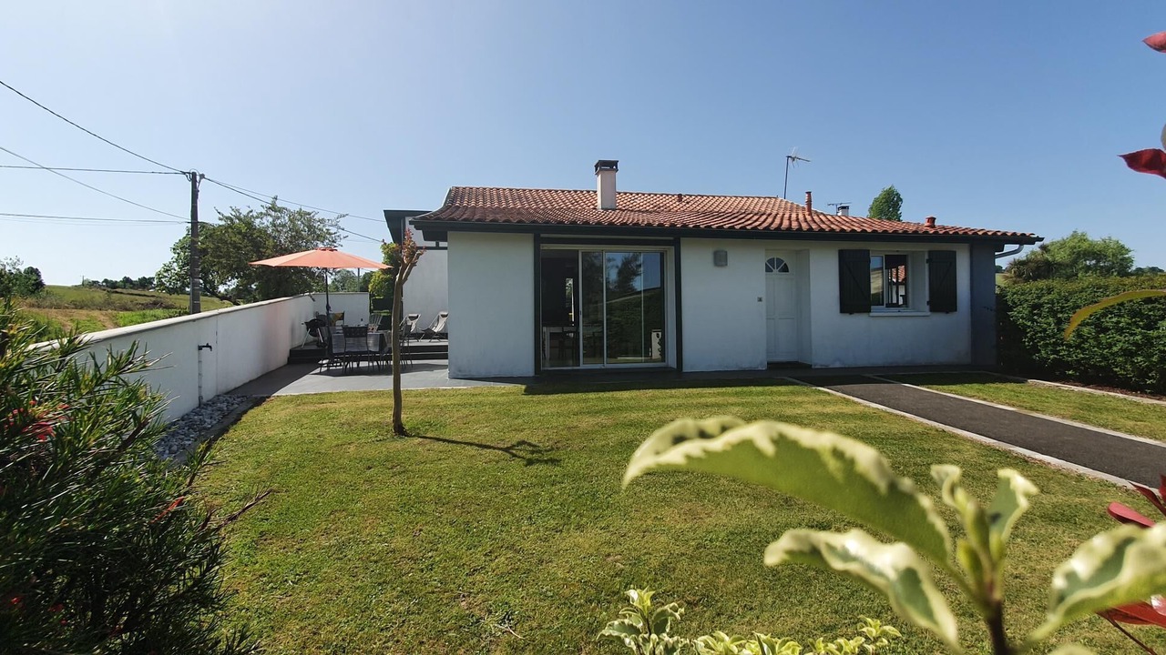 Photo of Outdoor in Came