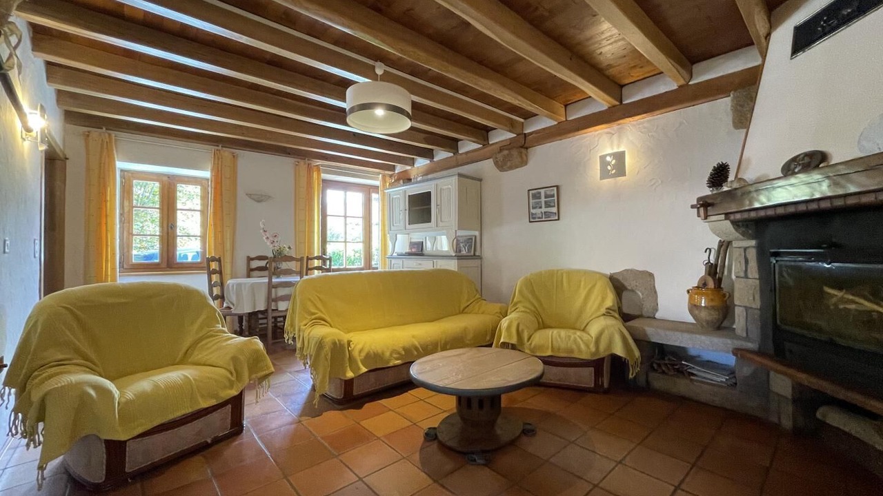 Photo of Livingroom in Sare