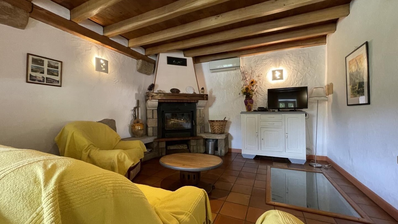 Photo of Livingroom in Sare