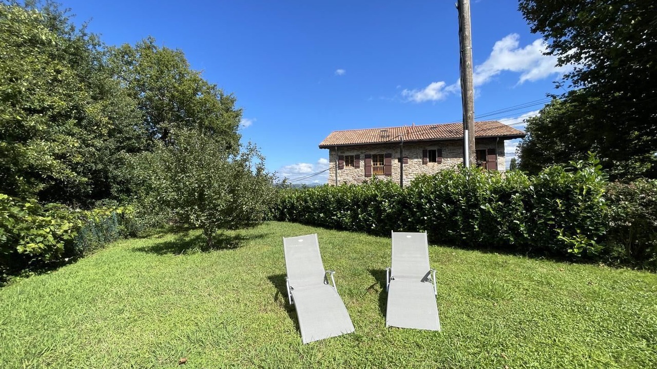 Photo of Outdoor in Sare