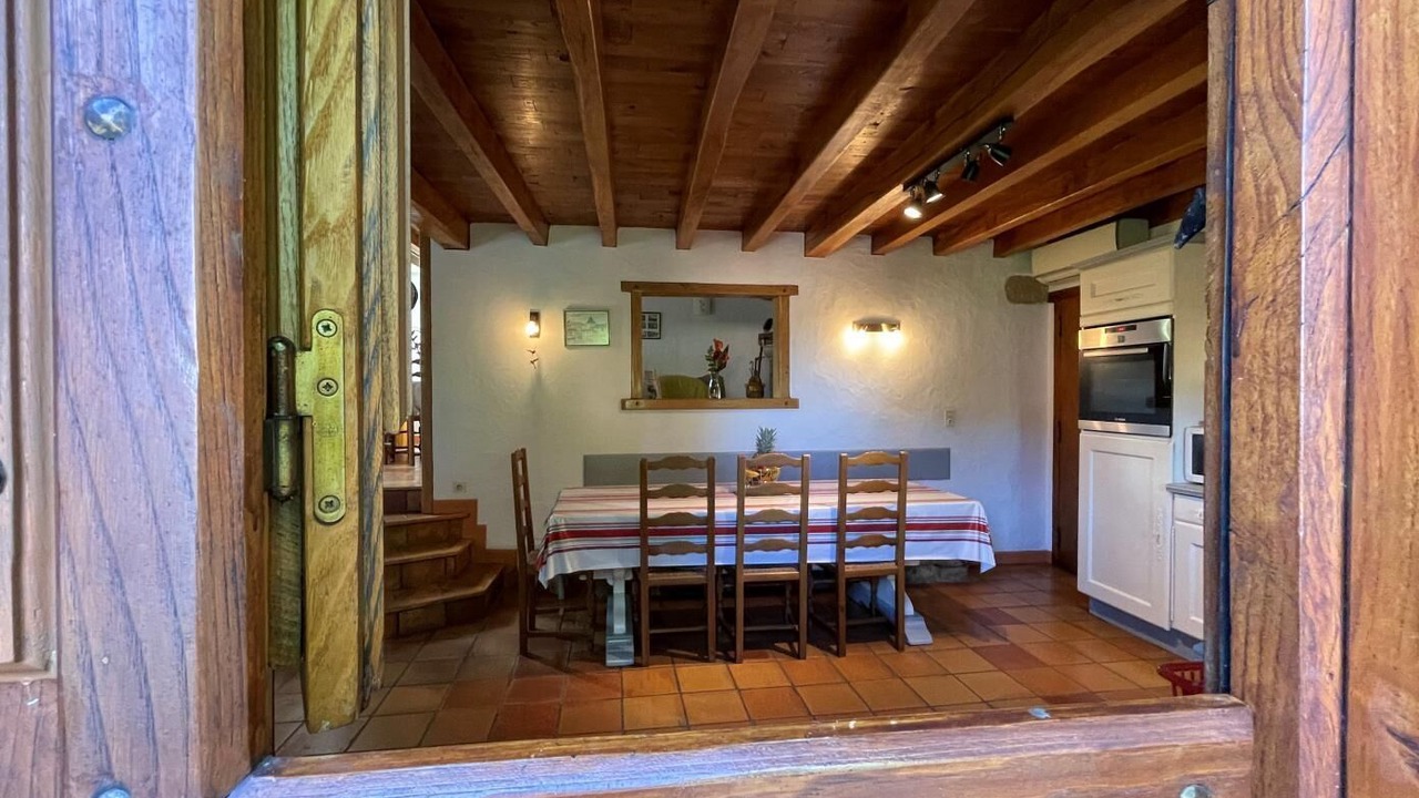 Photo of Others in Sare