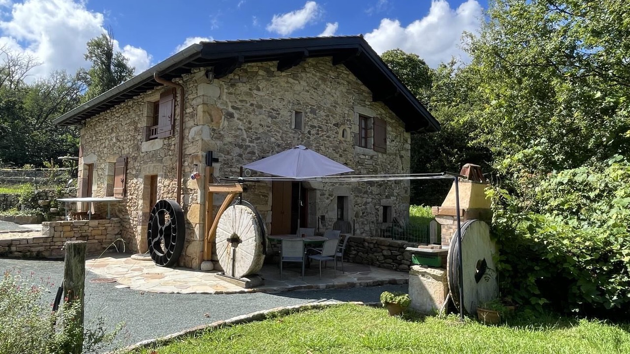 Photo of Outdoor in Sare