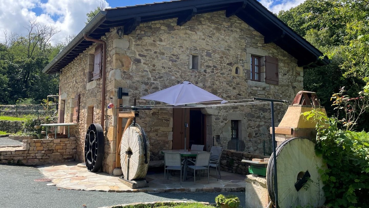 Photo of Outdoor in Sare