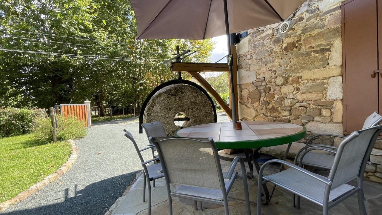 Photo of Outdoor in Sare