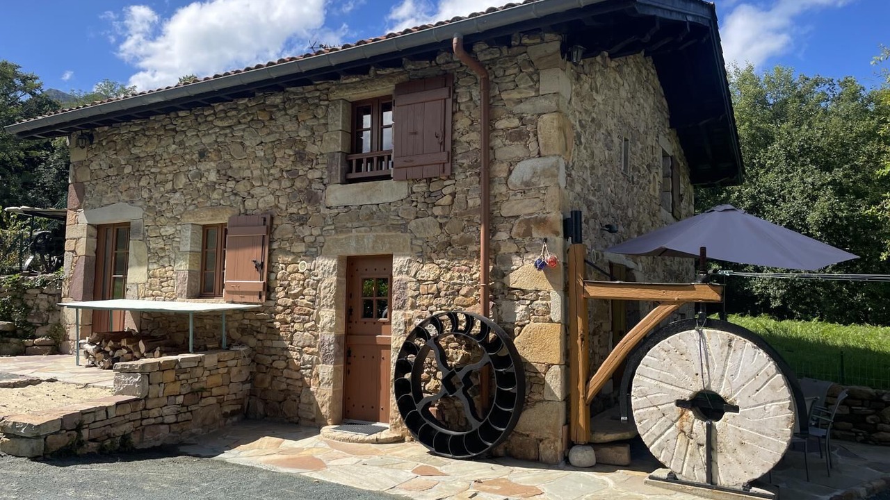 Photo of Outdoor in Sare