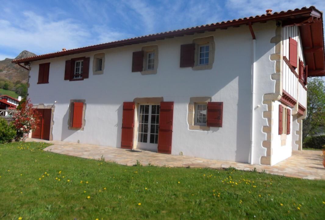 Photo of Outdoor in Sare