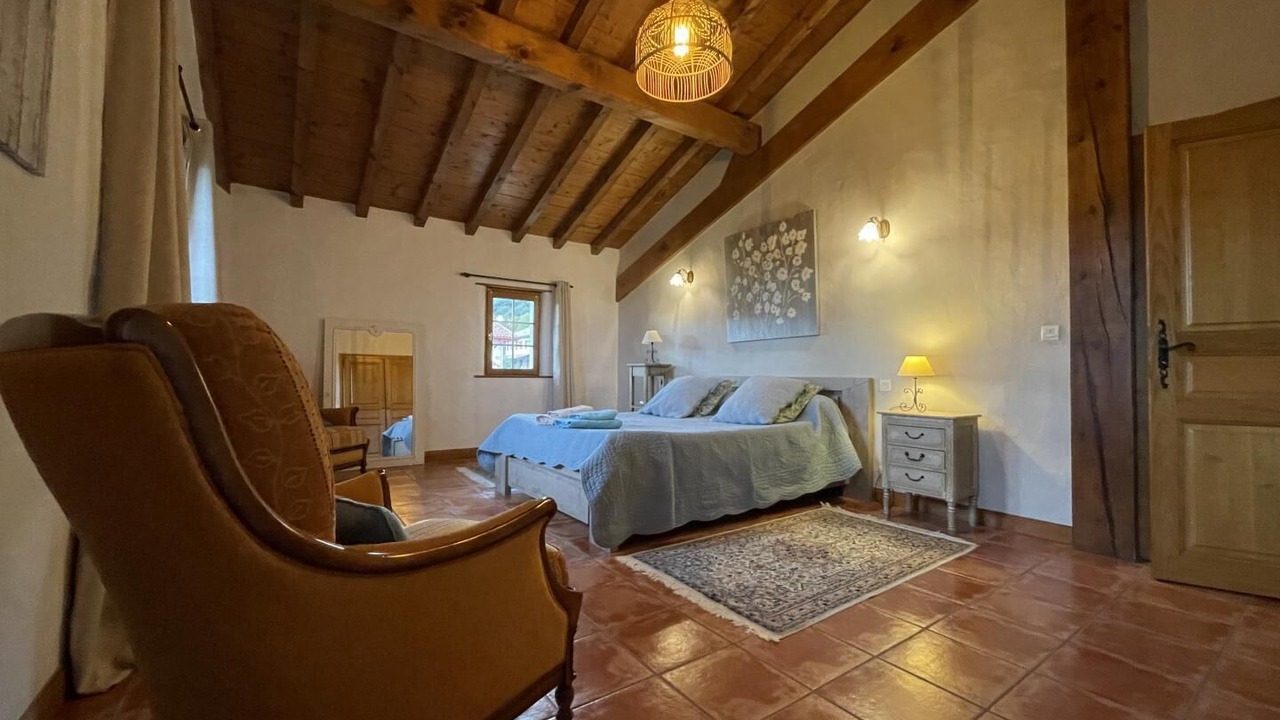 Photo of Bedroom in Sare