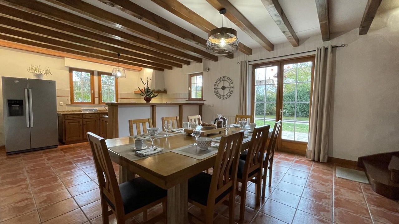 Photo of Others in Sare