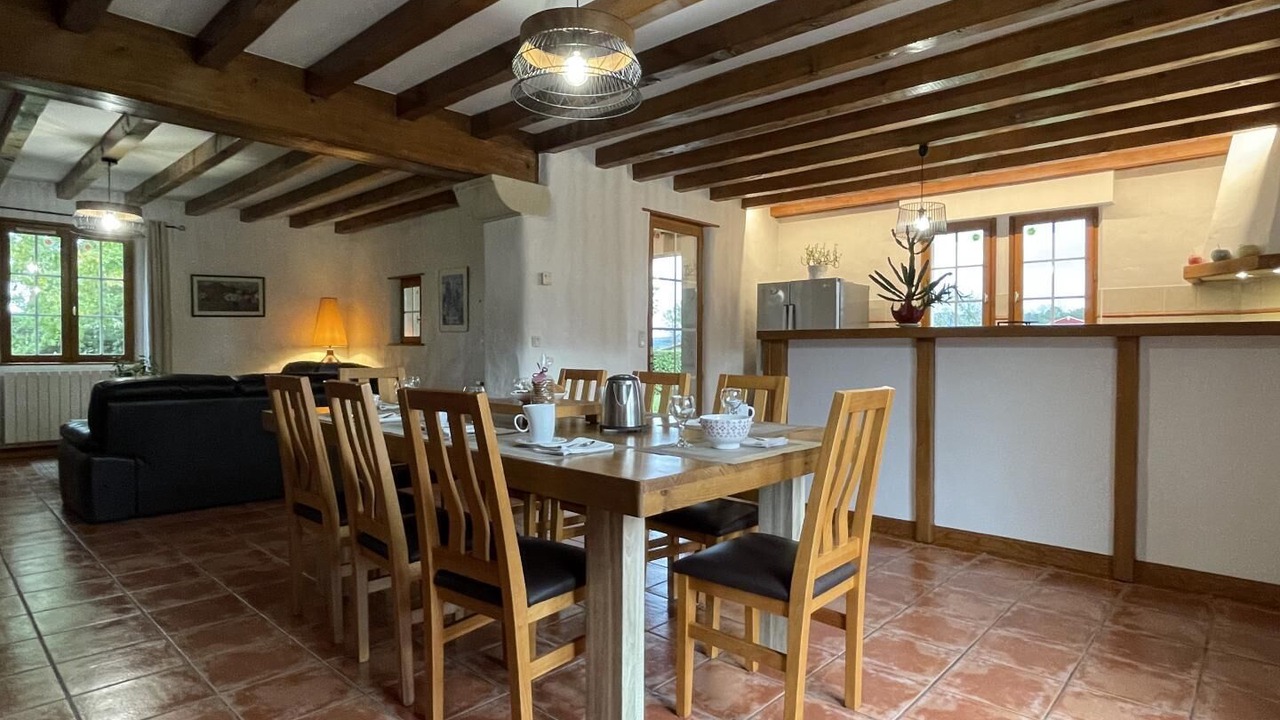 Photo of Others in Sare