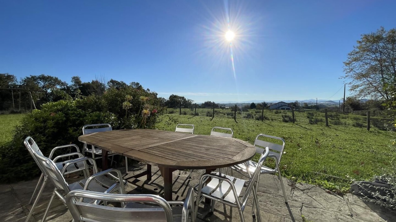 Photo of Outdoor in Urt