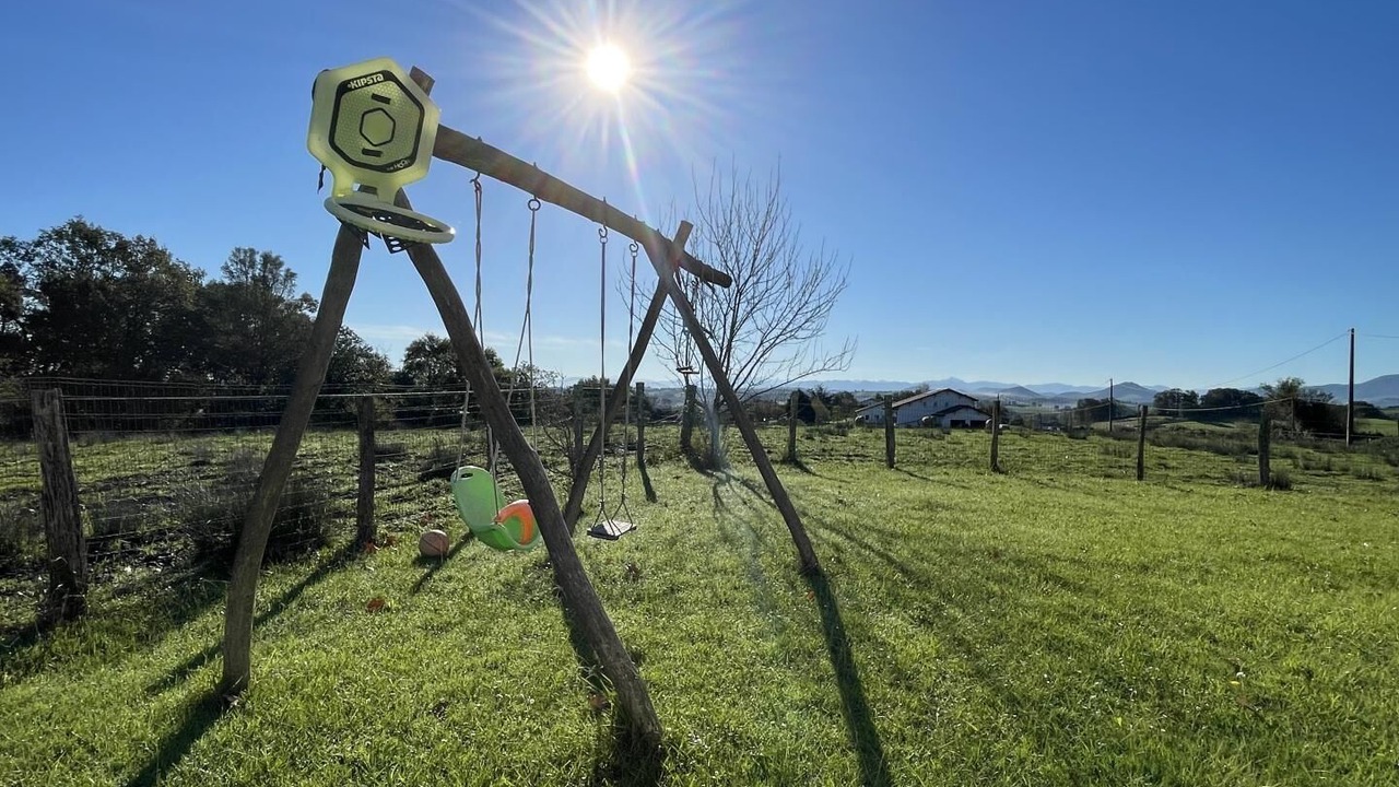 Photo of Others in Urt