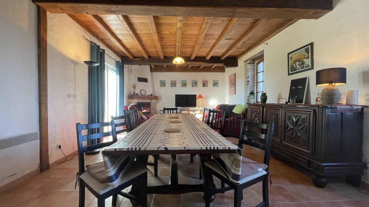 Photo of Others in Urt