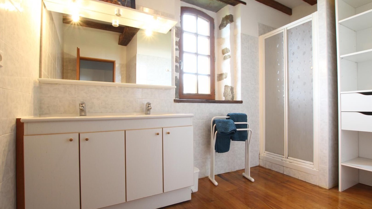 Photo of Bathroom in Urt