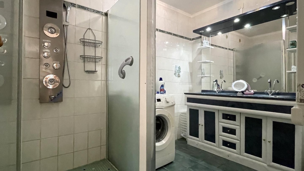 Photo of Bathroom in Saint-Pe-de-Leren