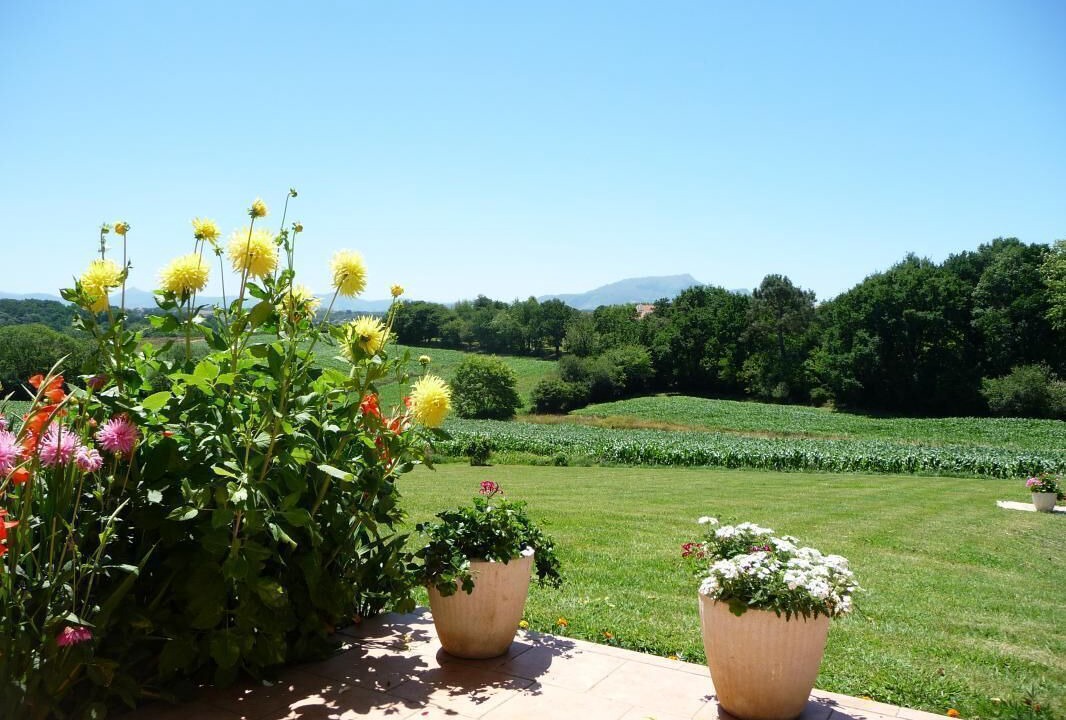 Photo of Outdoor in Arbonne