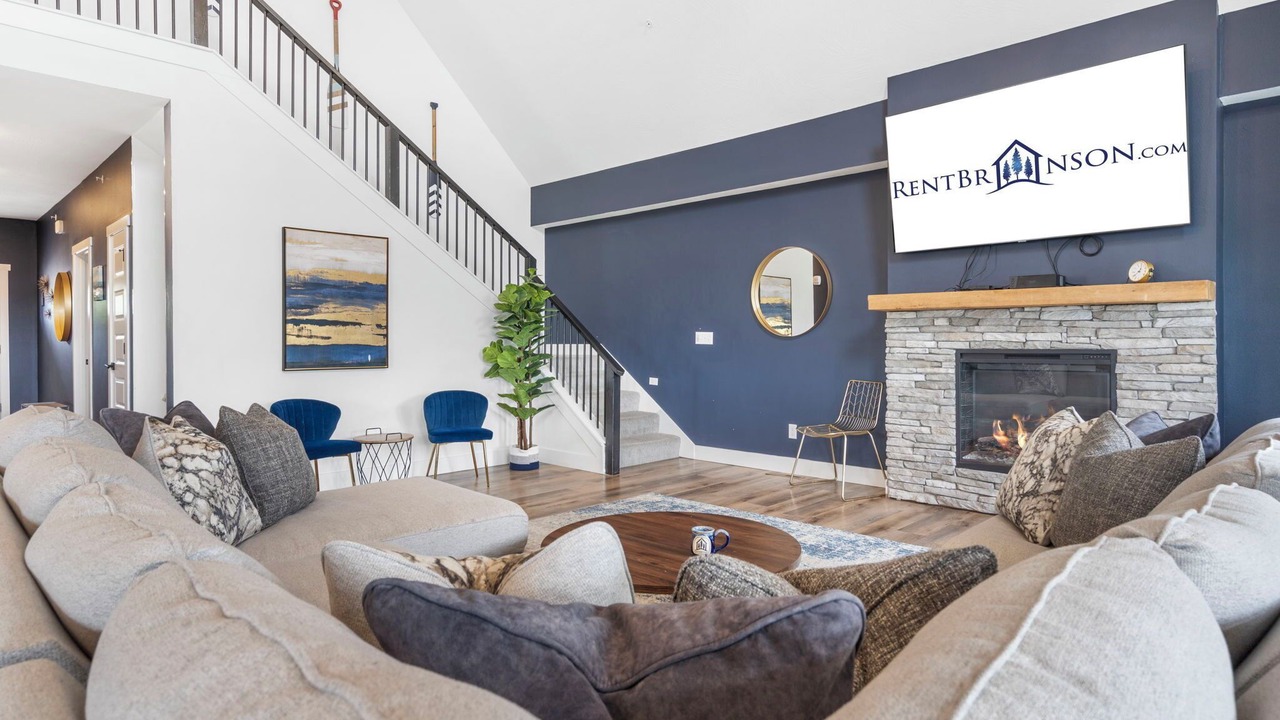 Photo of Livingroom in Hollister