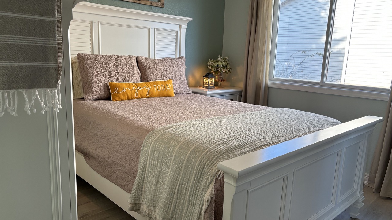 Photo of Bedroom in Houghton Lake