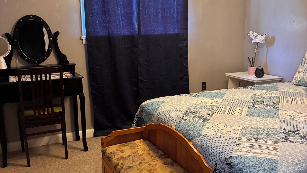 Photo of Bedroom in Belmont