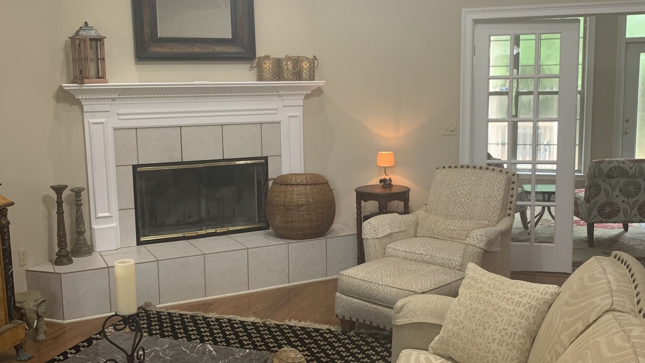 Photo of Livingroom in Tallahassee