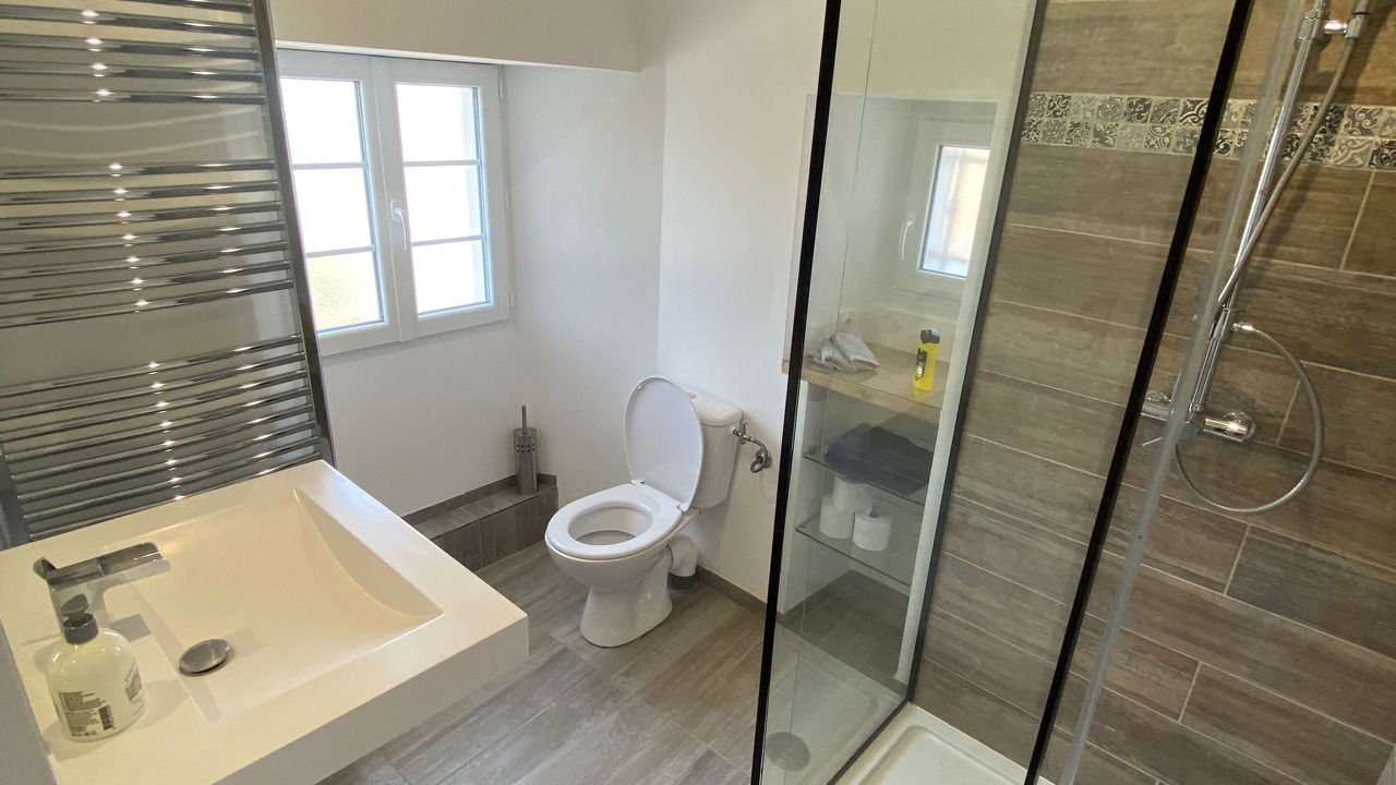 Photo of Bathroom in Pegomas