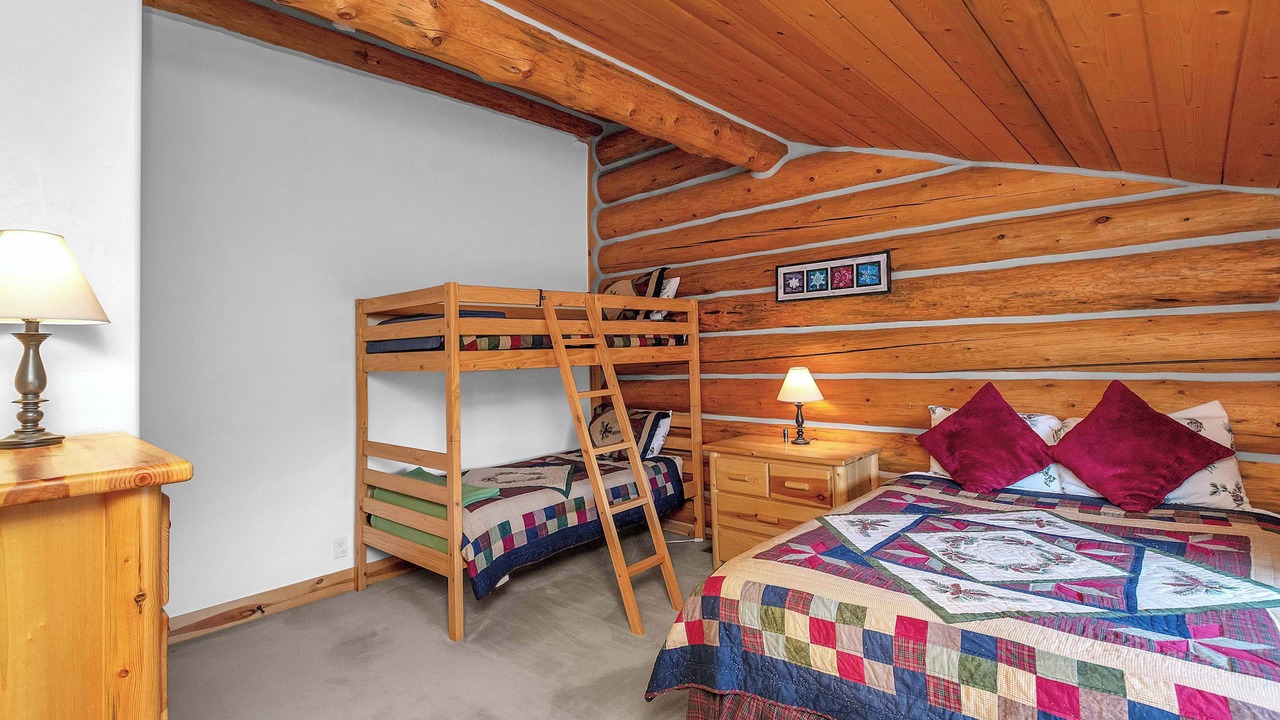 Photo of Bedroom in Powder Mountain